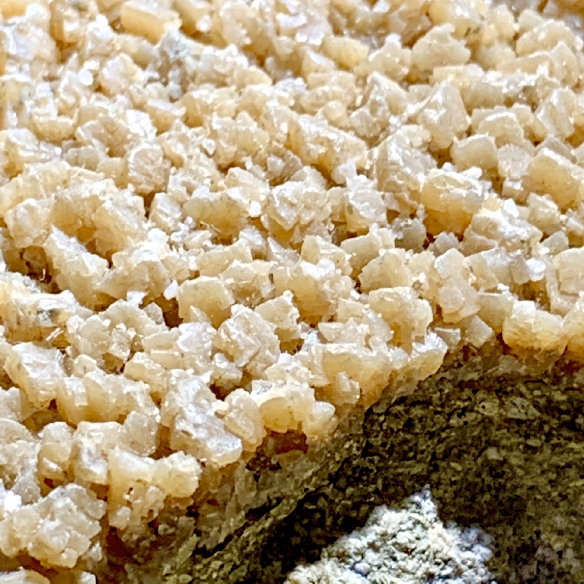 北投石的礦物特性